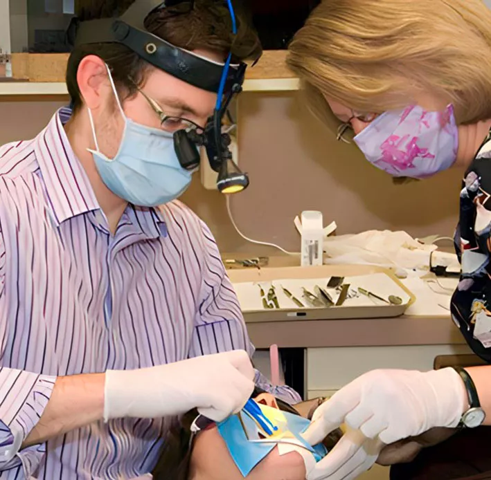 Performing dental procedure